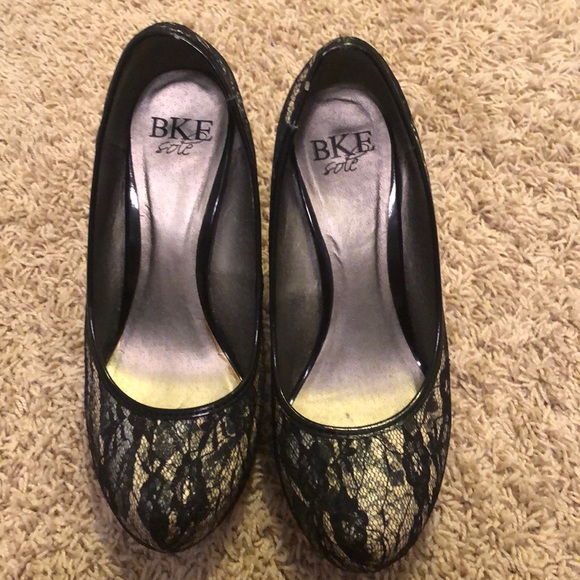 BKE brand high heel - Picture 1 of 4